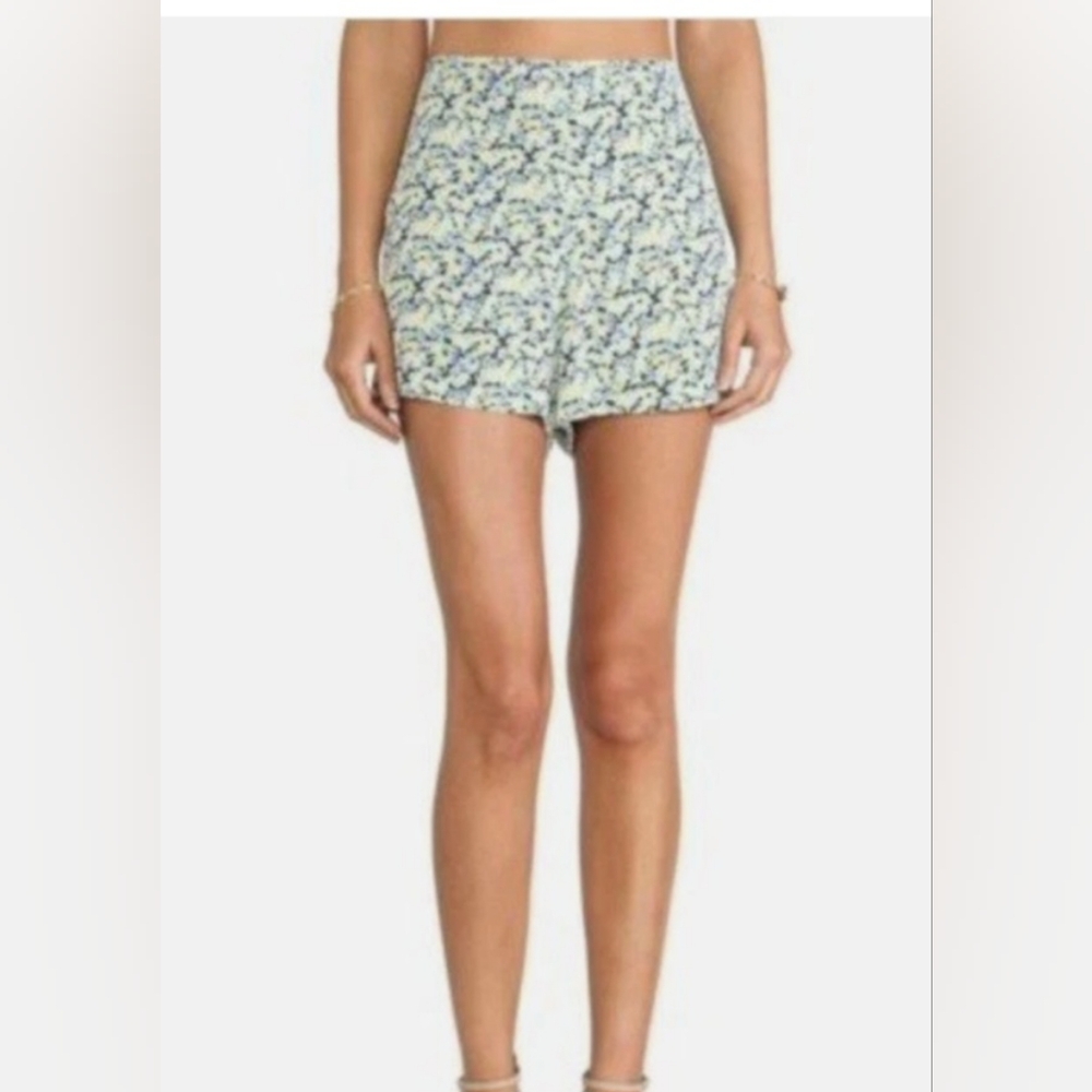 Equipment   Floral Patterned Women's Shorts,size S